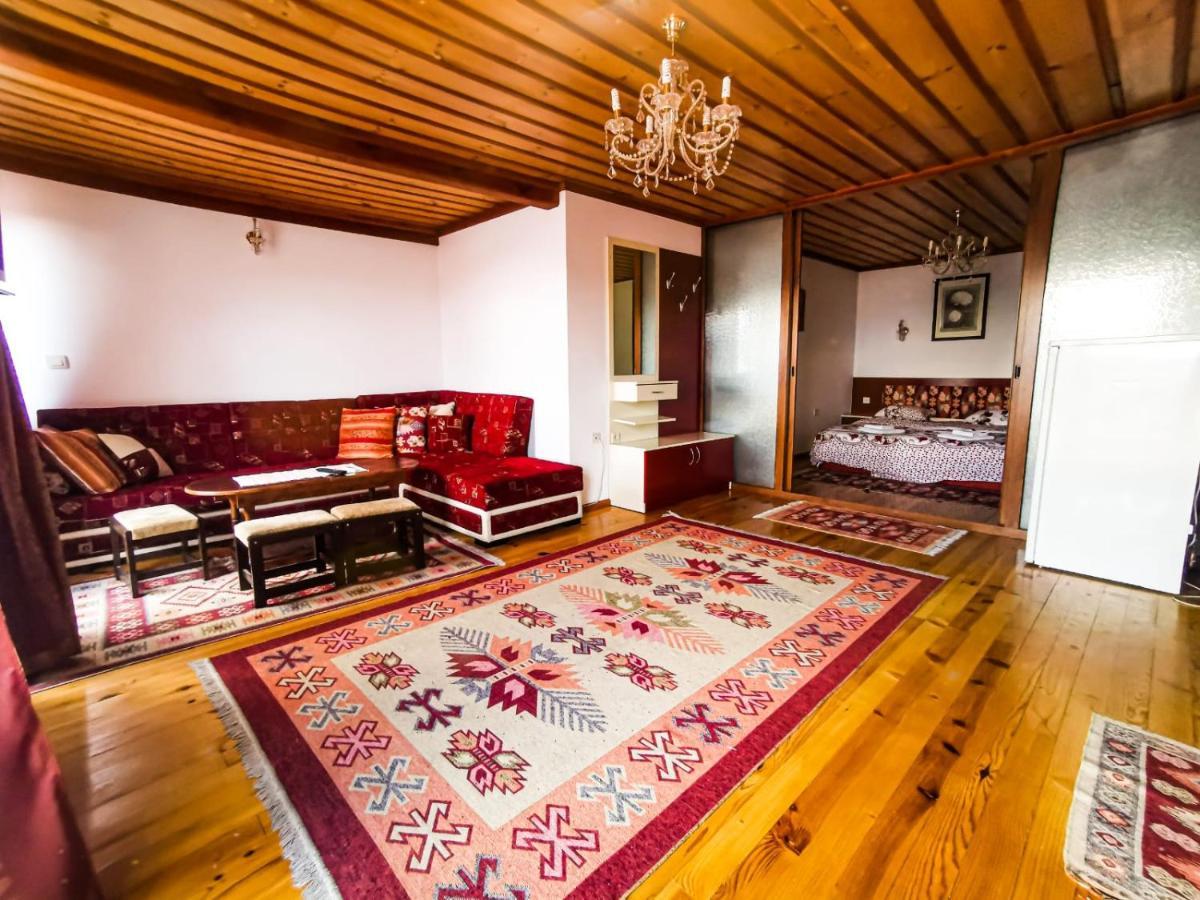 Hotel Alikante Сирніца Екстер'єр фото