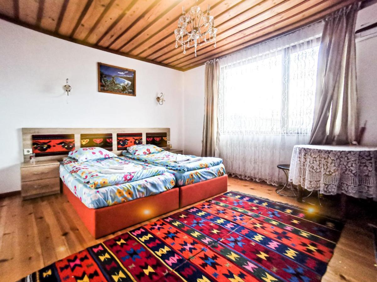 Hotel Alikante Сирніца Екстер'єр фото