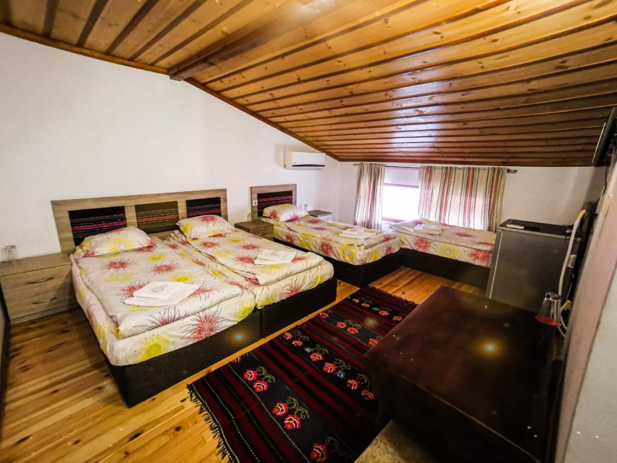 Hotel Alikante Сирніца Екстер'єр фото
