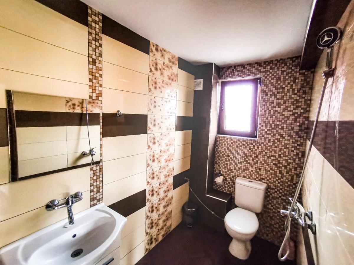 Hotel Alikante Сирніца Екстер'єр фото