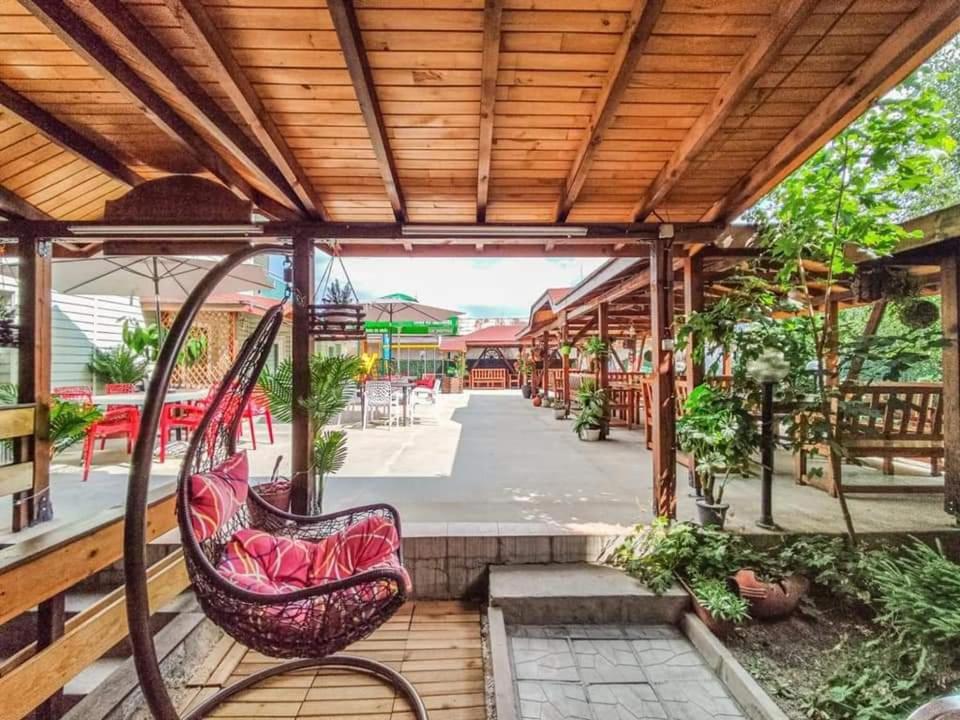 Hotel Alikante Сирніца Екстер'єр фото